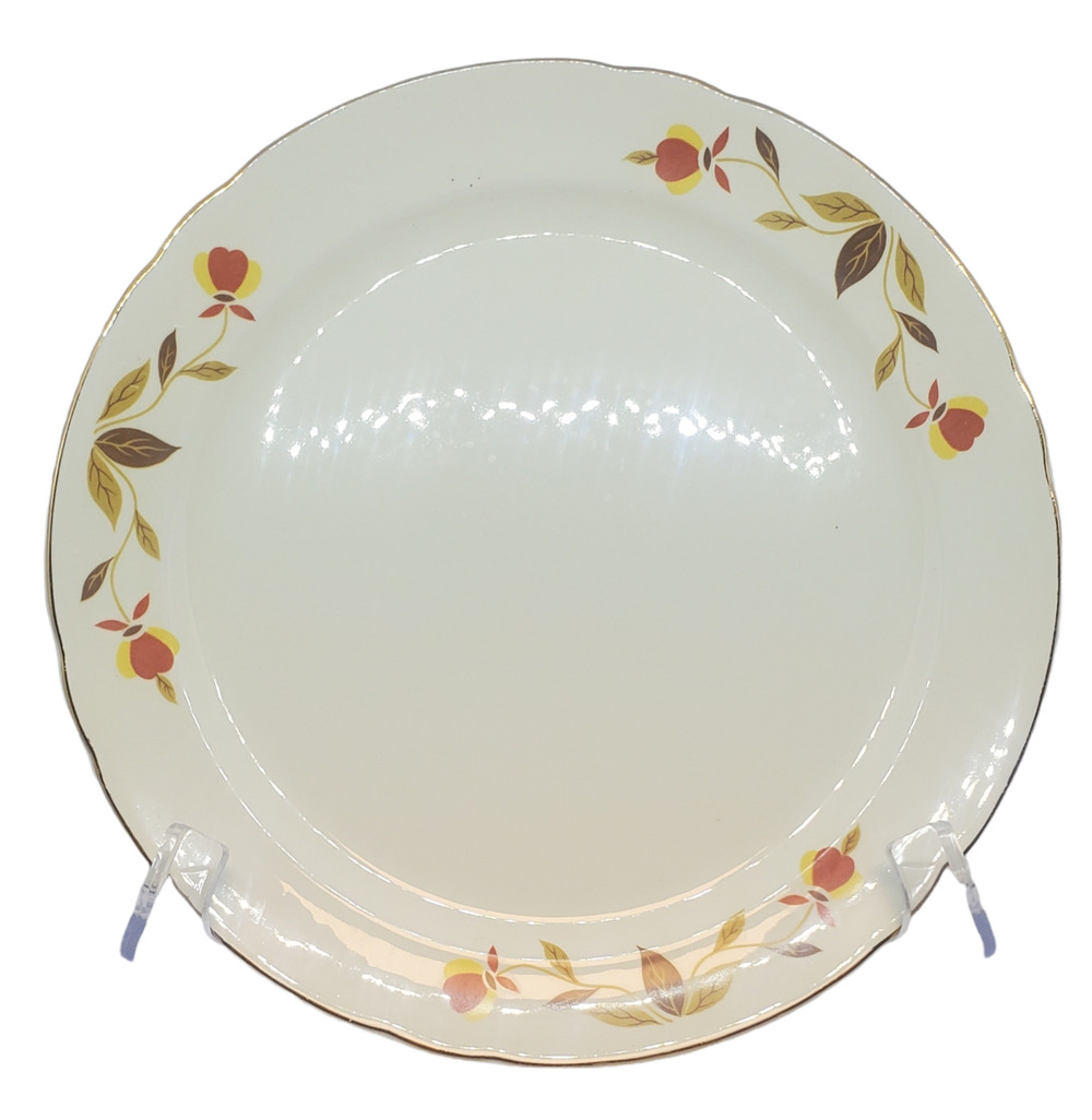 Vintage Hall's Superior Autumn Leaf 9 Inch Plate